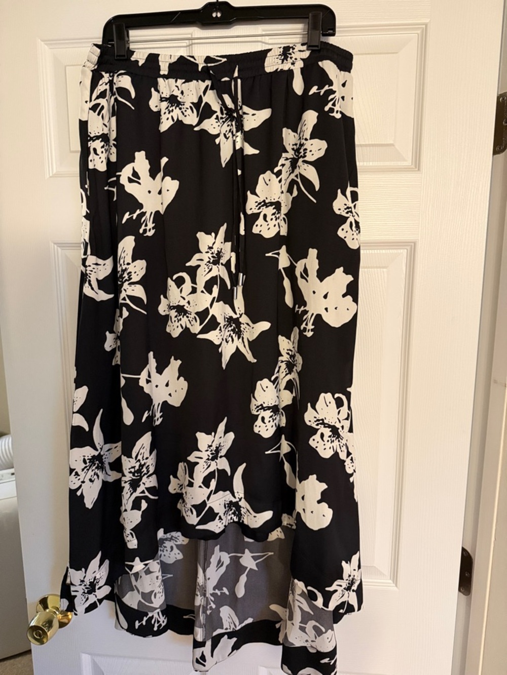 Banana Republic Black and White Floral High-Low Skirt